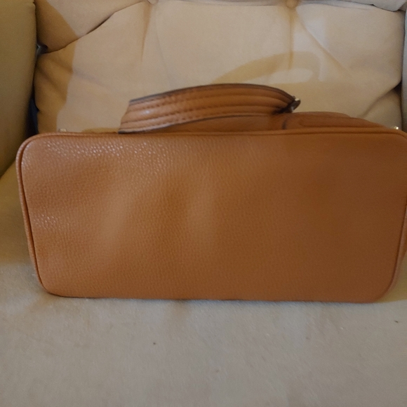 ‼️‼️SELLING OUT EVEYTHING PLEASE MAKE AN OFFER ON ANYTHING IN MY CLOSET.‼️‼️‼️ - Picture 3 of 6